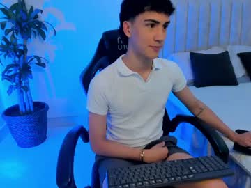 angel_cmlo