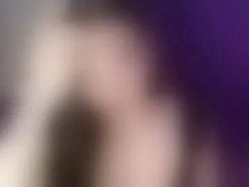 angela_fox18