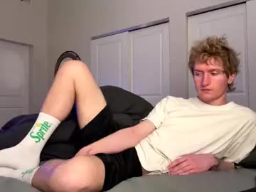 blonde_boi99