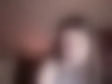 casey_shy_coy