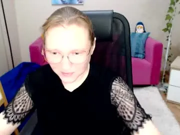 cheerful_madam1