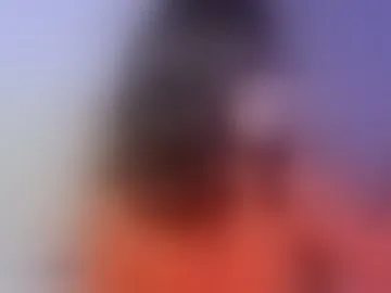 cloe__hills