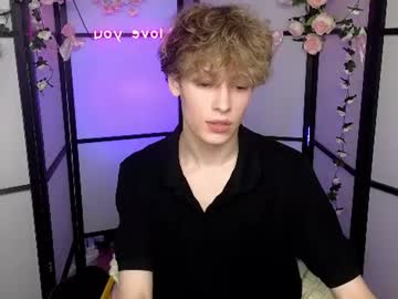 curly_twinkboy