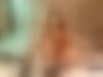 daphnie_hole