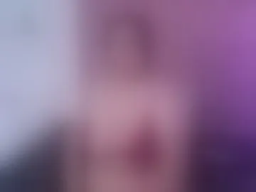 emma_luxxe