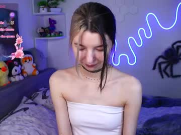 emmie_everly
