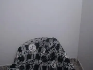 evangeline_petite
