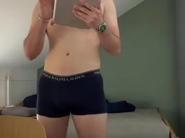 gayboy886544
