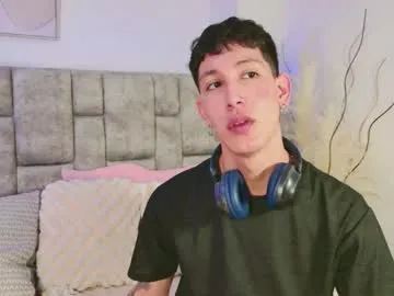 godly_huan