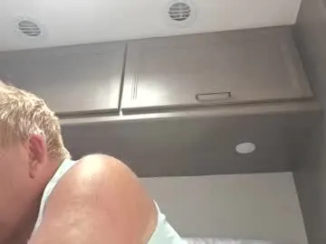 hardblondcouplehawaii