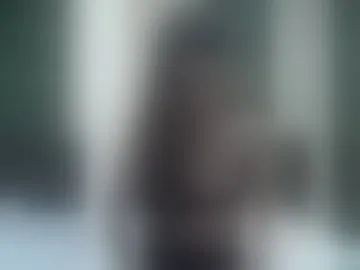 karina_red17