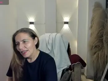 karlye_hot