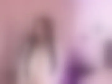 kendall_hot7
