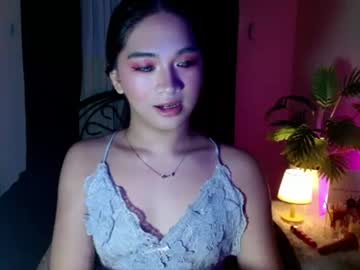 kissy_kira