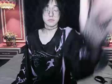 kurtcrimsons