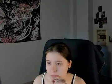 kylie_voss