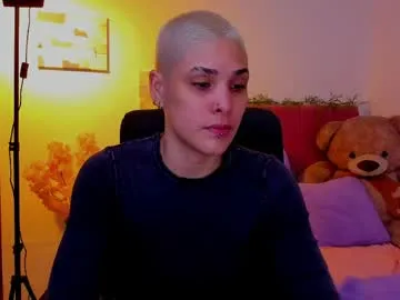 laura_r23
