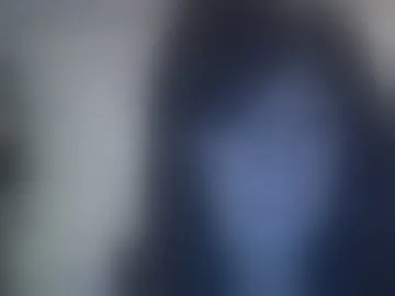 lia_ang