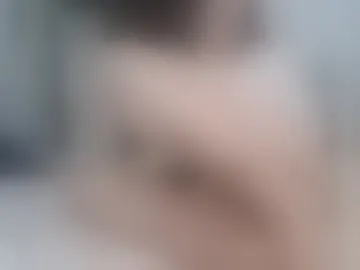 lizzy_peach