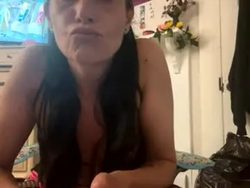 lonelymilfxoxo