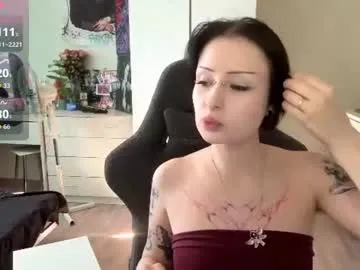 mavis_jade