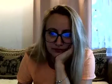 melly_rosey
