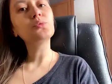 mesmerizing_hypn0_goddess