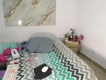mia_chanel421
