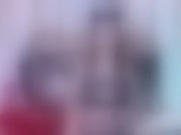 mia_collins16