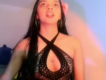 mia_lucy_21