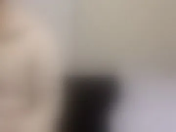 naomi_skiesxo