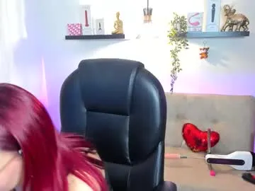 naomy_hot04