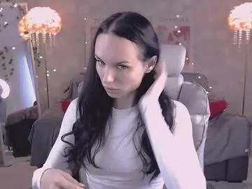 nicolemerz
