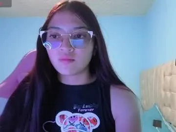 nina_hot59