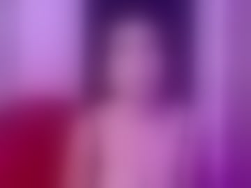 nova_lewis