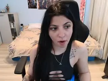 raven_haired_goddess