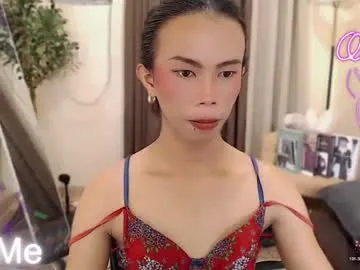 scarlet_kisses