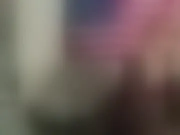 skye_in_glasses