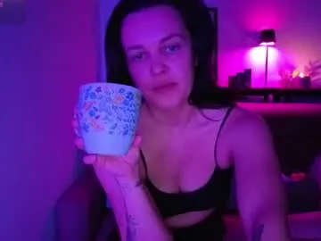 sonyaxbelle