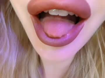 velvet_kissx