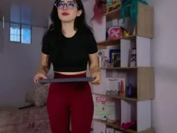 vi_anayaa
