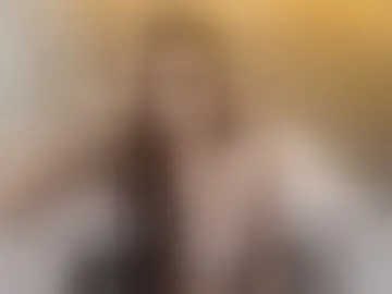 violet_soto2